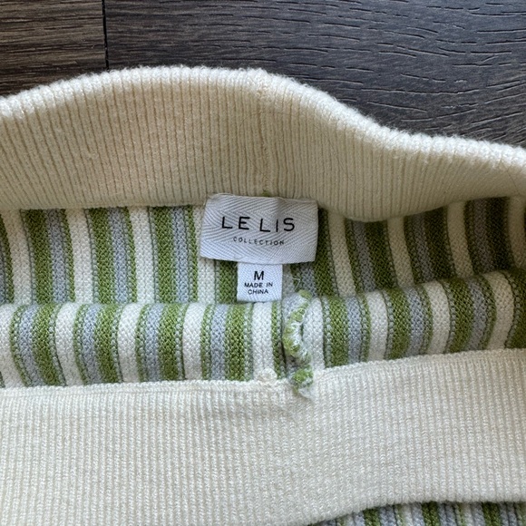 Ribbed Pattern Pants - Picture 4 of 4